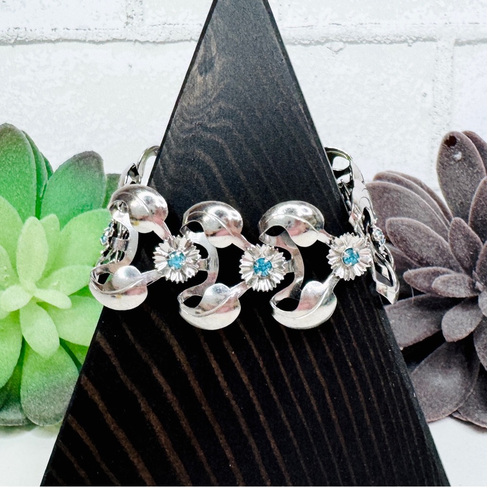 Vintage 50s Retro Floral Blue Rhinestone Leaf Silver Tone Link Bracelet